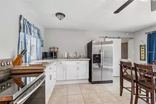 4306 Newbury Dr, New Port Richey, FL 34652 - Photo 32