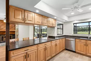 8720 Airway Blvd, New Port Richey, FL 34654 - Photo 16