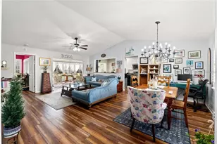 7427 Heather Walk Dr, Weeki Wachee, FL 34613 - Photo 4