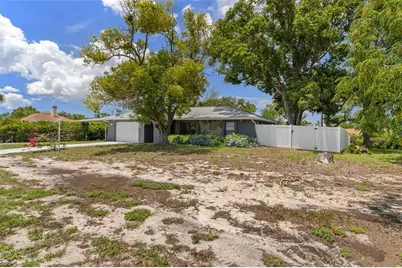 6480 Indian Rock Court, Spring Hill, FL 34606 - Photo 2