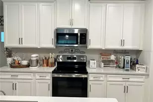 16579 Shell Bay Dr, Land O Lakes, FL 34638 - Photo 8