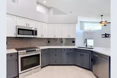4105 Angel Wing Court, Lutz, FL 33558 - Photo 14
