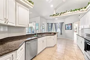5287 Slater Rd, Spring Hill, FL 34608 - Photo 8
