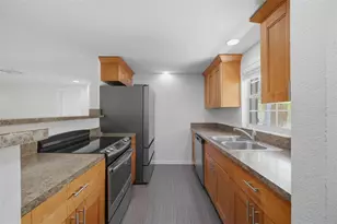 2804 Applewood Dr, Clearwater, FL 33759 - Photo 6