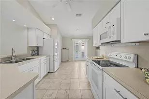 11430 Kingstree Ct, Spring Hill, FL 34609 - Photo 14