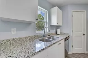 13134 Osprey Ave, Weeki Wachee, FL 34614 - Photo 18