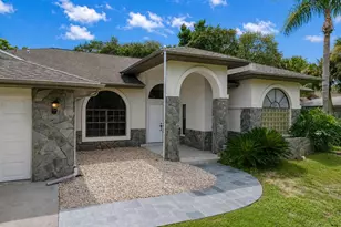 18608 Autumn Lake Blvd, Hudson, FL 34667 - Photo 2