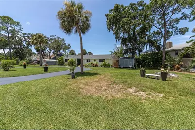 7213 Peninsular Drive, New Port Richey, FL 34652 - Photo 4
