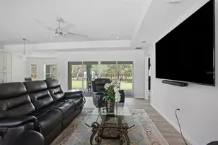 10345 Meadow Wren Ave, Weeki Wachee, FL 34613 - Photo 6