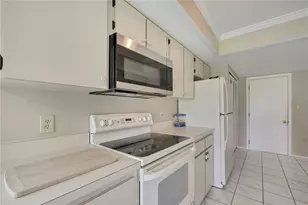 7159 Crown Oaks Dr, Spring Hill, FL 34606 - Photo 20