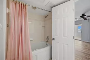 4678 Marine Pkwy, New Port Richey, FL 34652 - Photo 20