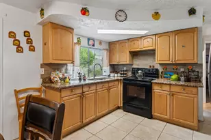 3415 Clydesdale Dr, Holiday, FL 34691 - Photo 12