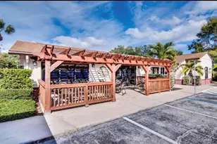 501 E Bay Dr, Largo, FL 33770 - Photo 30