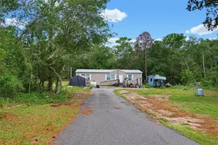 17721 Drayton St, Spring Hill, FL 34610 - Photo 6