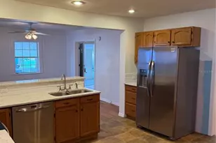 53 W Park St, Tarpon Springs, FL 34689 - Photo 8