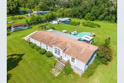 8512 Hamster Drive, Zephyrhills, FL 33540 - Photo 2