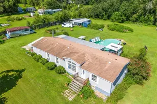 8512 Hamster Dr, Zephyrhills, FL 33540 - Photo 2