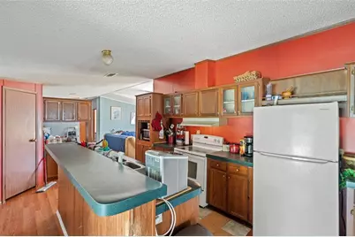 8512 Hamster Drive, Zephyrhills, FL 33540 - Photo 18