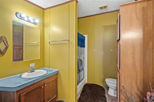 8512 Hamster Dr, Zephyrhills, FL 33540 - Photo 24