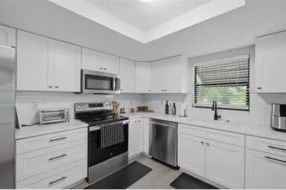 6310 Gainsboro Avenue, Spring Hill, FL 34609 - Photo 14