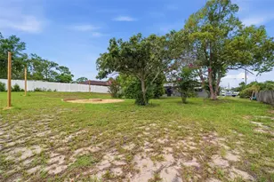 6310 Gainsboro Ave, Spring Hill, FL 34609 - Photo 22