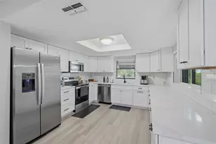 6310 Gainsboro Ave, Spring Hill, FL 34609 - Photo 12