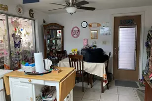 10018 Cherry Creek Ln, Port Richey, FL 34668 - Photo 4