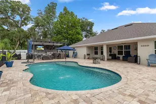 3295 Ponytail Ct, Spring Hill, FL 34609 - Photo 18