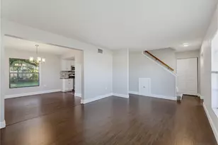 414 Still Meadows Cir E, Palm Harbor, FL 34683 - Photo 8