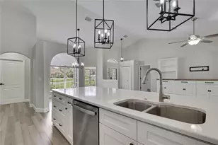 6164 N Silver Palm Way, Beverly Hills, FL 34465 - Photo 4