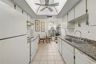 6591 Brambleleaf Dr, Spring Hill, FL 34606 - Photo 16
