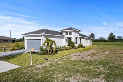 18388 Rockport Place, Lakewood Ranch, FL 34211 - Photo 2