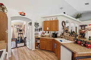 12229 Barnevelde Rd, Weeki Wachee, FL 34614 - Photo 30