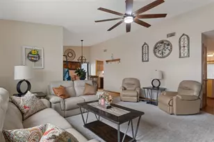 8417 Yearling Ln, New Port Richey, FL 34653 - Photo 16