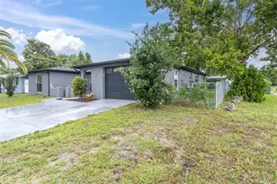 9203 Greenbriar Ln, Port Richey, FL 34668 - Photo 1