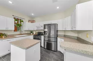 3237 Town Ave, New Port Richey, FL 34655 - Photo 12
