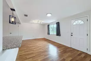 6845 Medlar Dr, New Port Richey, FL 34653 - Photo 4
