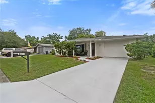 7830 Cherrytree Ln, New Port Richey, FL 34653 - Photo 1