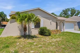 18813 Green Park Rd, Hudson, FL 34667 - Photo 6