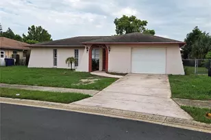7005 Pin Cherry Ln, Port Richey, FL 34668 - Photo 2