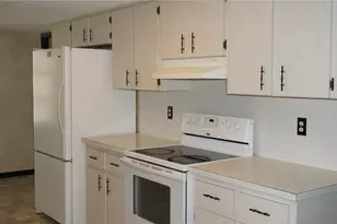 6001 Waycross Dr, Spring Hill, FL 34606 - Photo 2