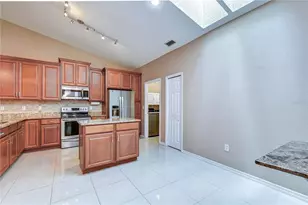 2999 Brookfield Ln, Clearwater, FL 33761 - Photo 8