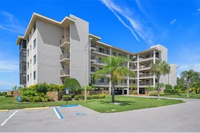 8251 Brent Street #915, Port Richey, FL 34668 - Photo 4