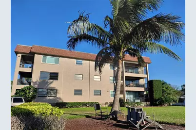 [Address not provided], Tarpon Springs, FL 34689 - Photo 2