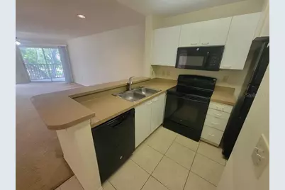10024 Strafford Oak Court #813, Tampa, FL 33624 - Photo 6