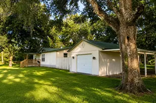 25256 Richbarn Rd, Brooksville, FL 34601 - Photo 2