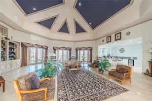 9078 Lake Chase Island Way, Tampa, FL 33626 - Photo 20
