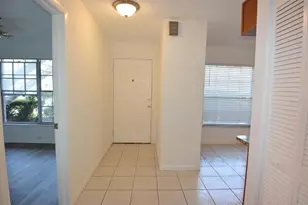 4908 Myrtle Oak Dr, New Port Richey, FL 34653 - Photo 4