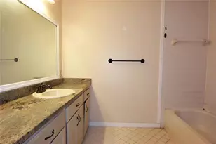 5645 Hamilton Harbor Dr, New Port Richey, FL 34652 - Photo 24