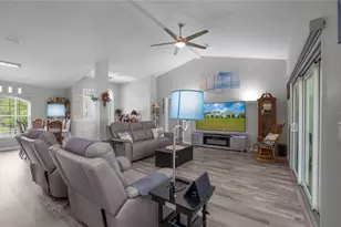 4136 W Findlay St, Citrus Springs, FL 34433 - Photo 8